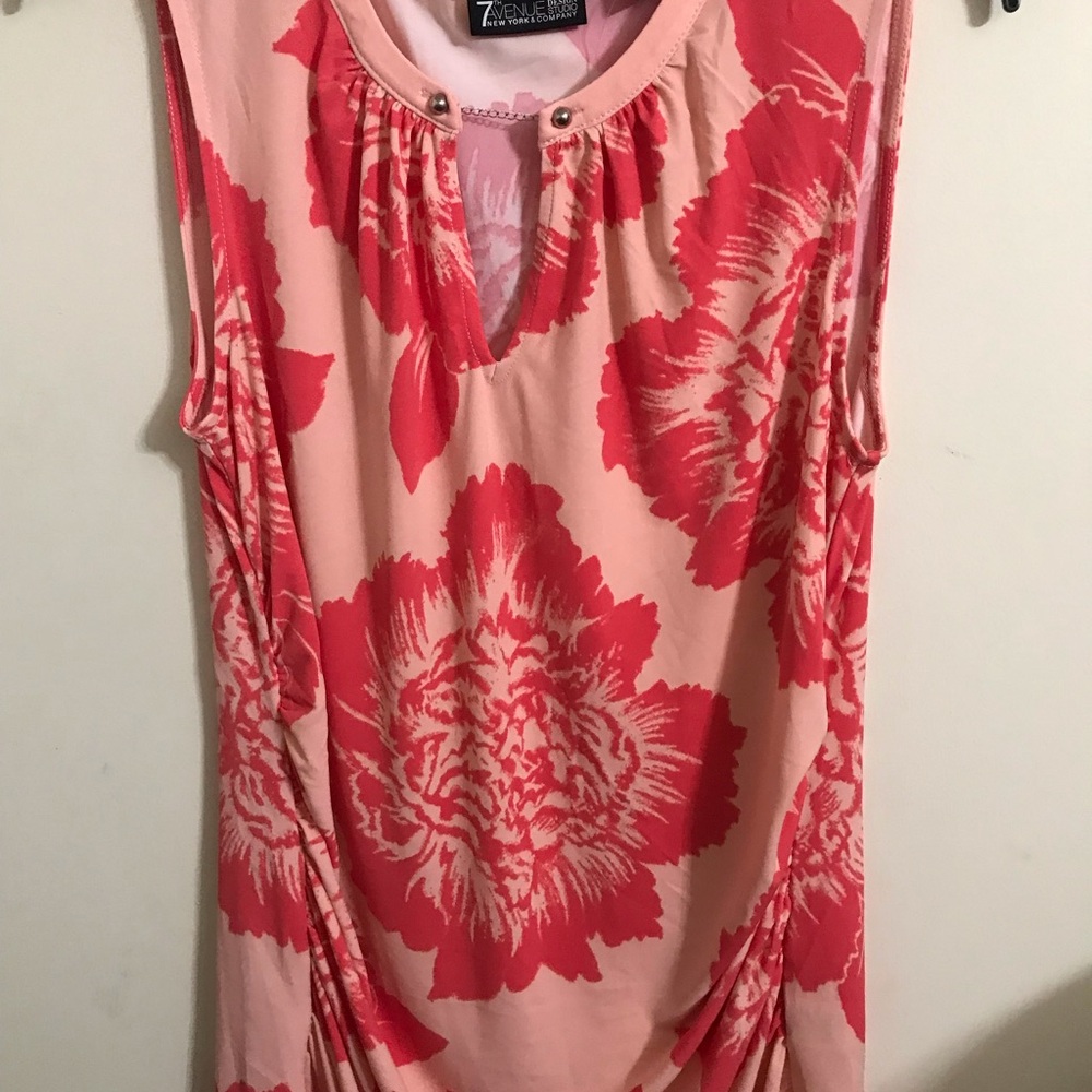 NY&C Pink Floral Women's Top